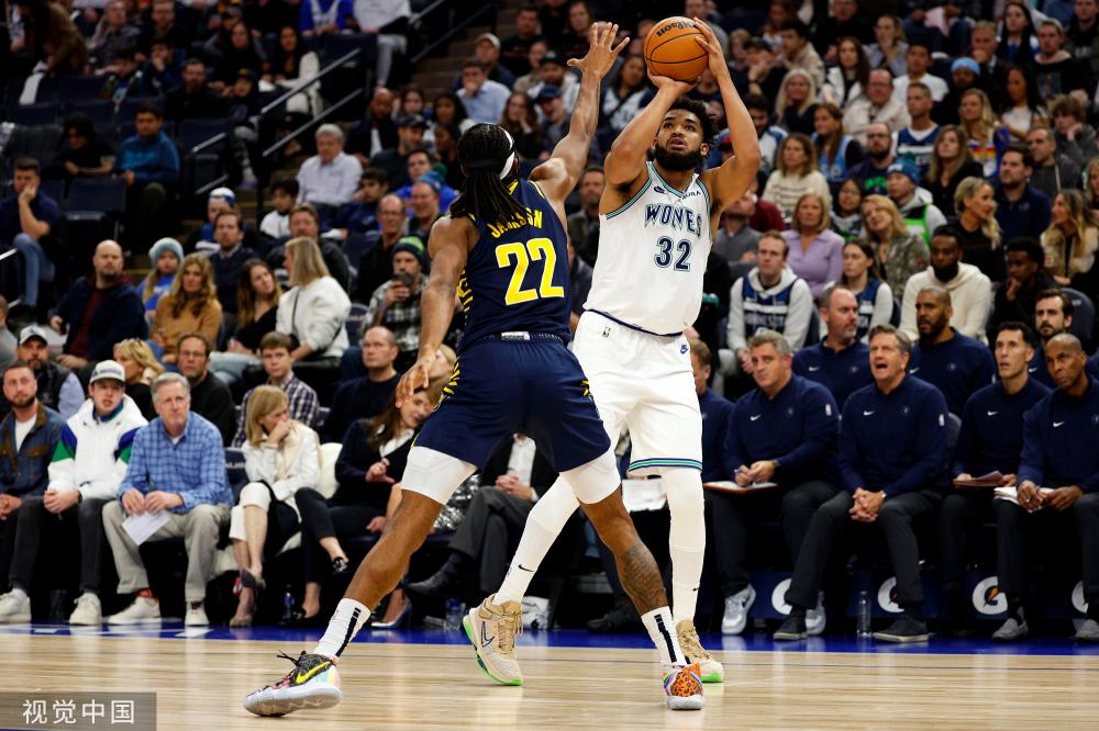 鹈鹕期间场 鹈鹕期间场