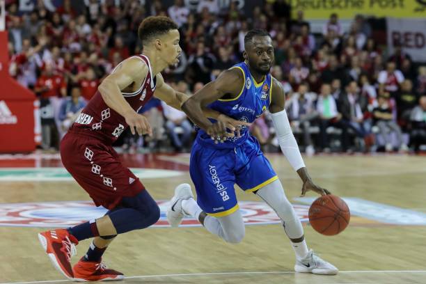 根教鞭成为 根教鞭成为