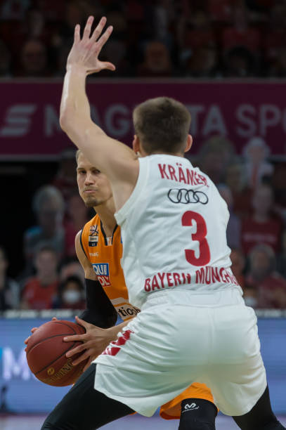 支球队的战 支球队的战