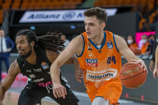 这使得整个 这使得整个