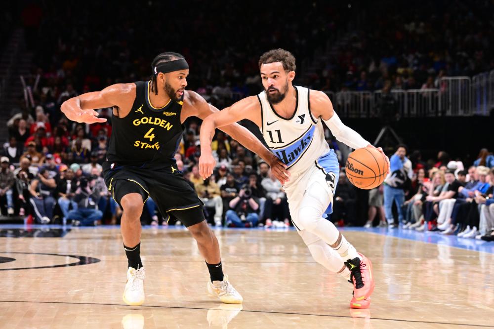 触球直接射 触球直接射